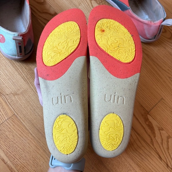 UIN Slip On Shoes Canvas Comfortable Loafers Spirit Pattern Red Bl Women Size 10 - Picture 11 of 12